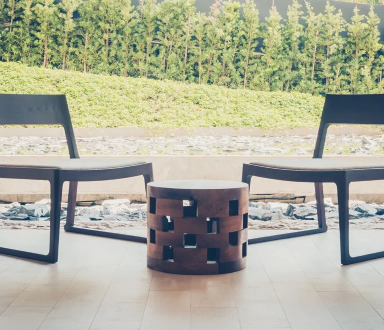 Transforma tu jardín con muebles duraderos hoy