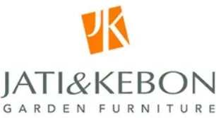 Logo de Jati & Kebon, fabricante de muebles de jardín, con un diseño moderno y elegante que combina las letras "J" y "K" en colores naranja y gris.